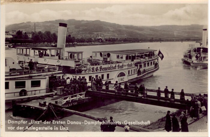 Germany Post Card Third Reich Michel#: * Fine Steamboat "Linz" of the Dampfer Donau-Dampfschiffahrts-Gesellschaft line flying Nazi flag